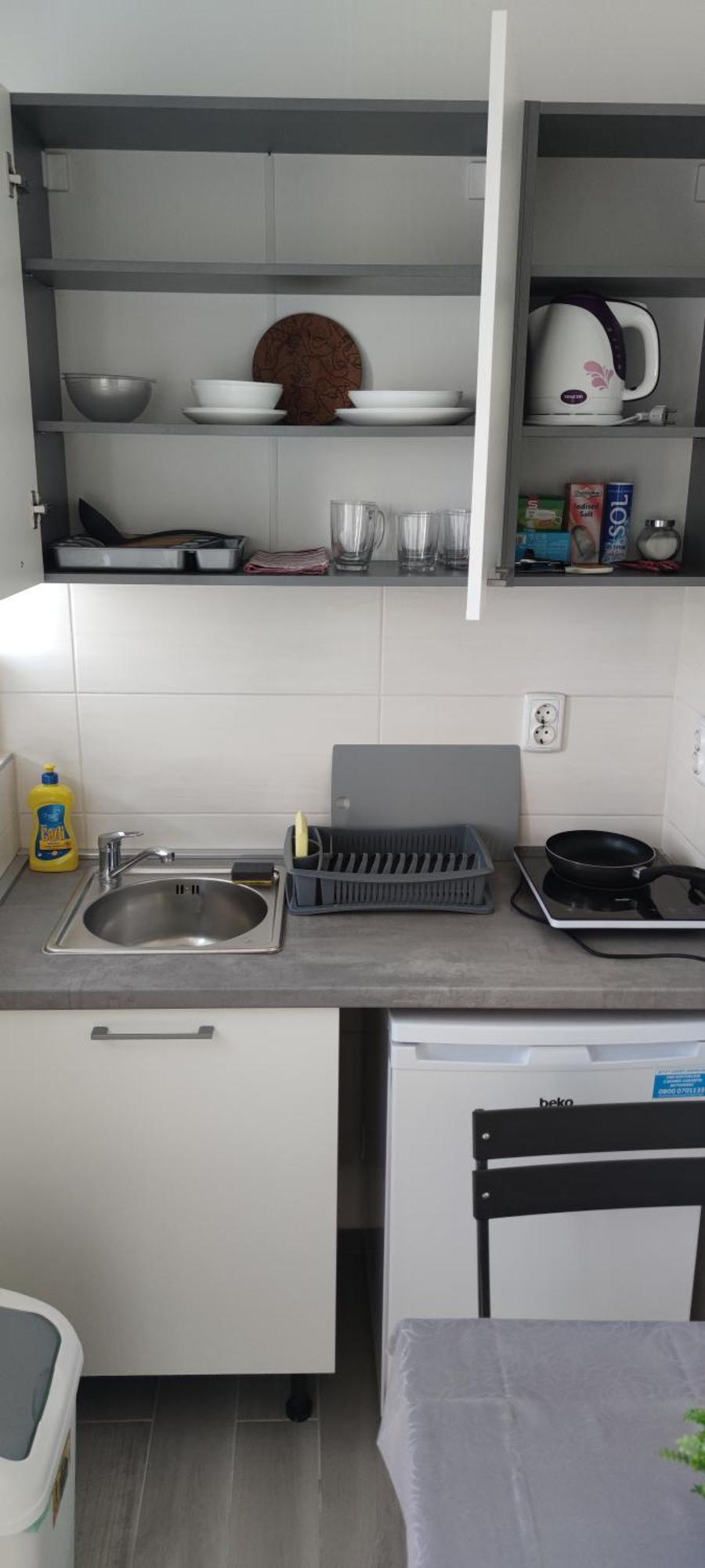 Cinema House Single & Double Rooms & Studio Apartments Пула Екстериор снимка